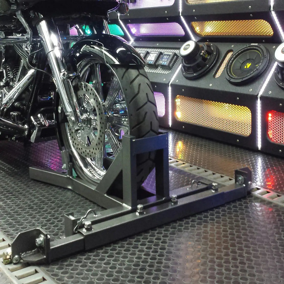 Adjustable E-Track Adapter
